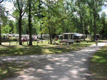 Отель Jell E Bean Campground And Trailers Васага-Бич Экстерьер фото